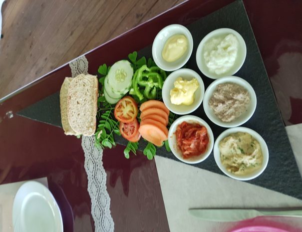 Lawaki_Meze plate 01.2019_