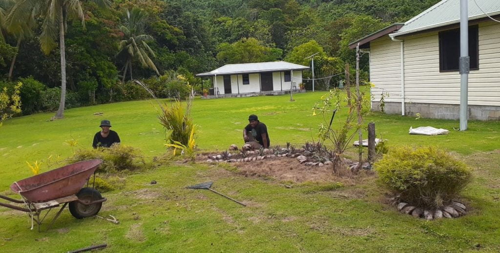  More landscaping at Lawaki by Alumeci and Ue.